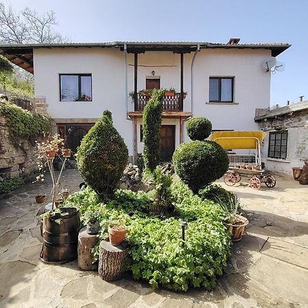 Къща За Гости Чичарите Gabrowo Exterior foto