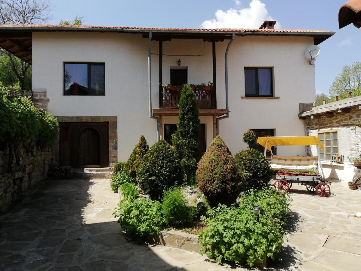 Къща За Гости Чичарите Gabrowo Exterior foto